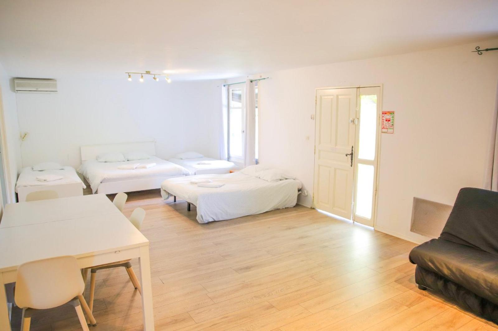 Les Cabanes Parisiennes - Chalets 1H30 From Paris - 62P Sainte-Genevieve-des-Bois Ngoại thất bức ảnh