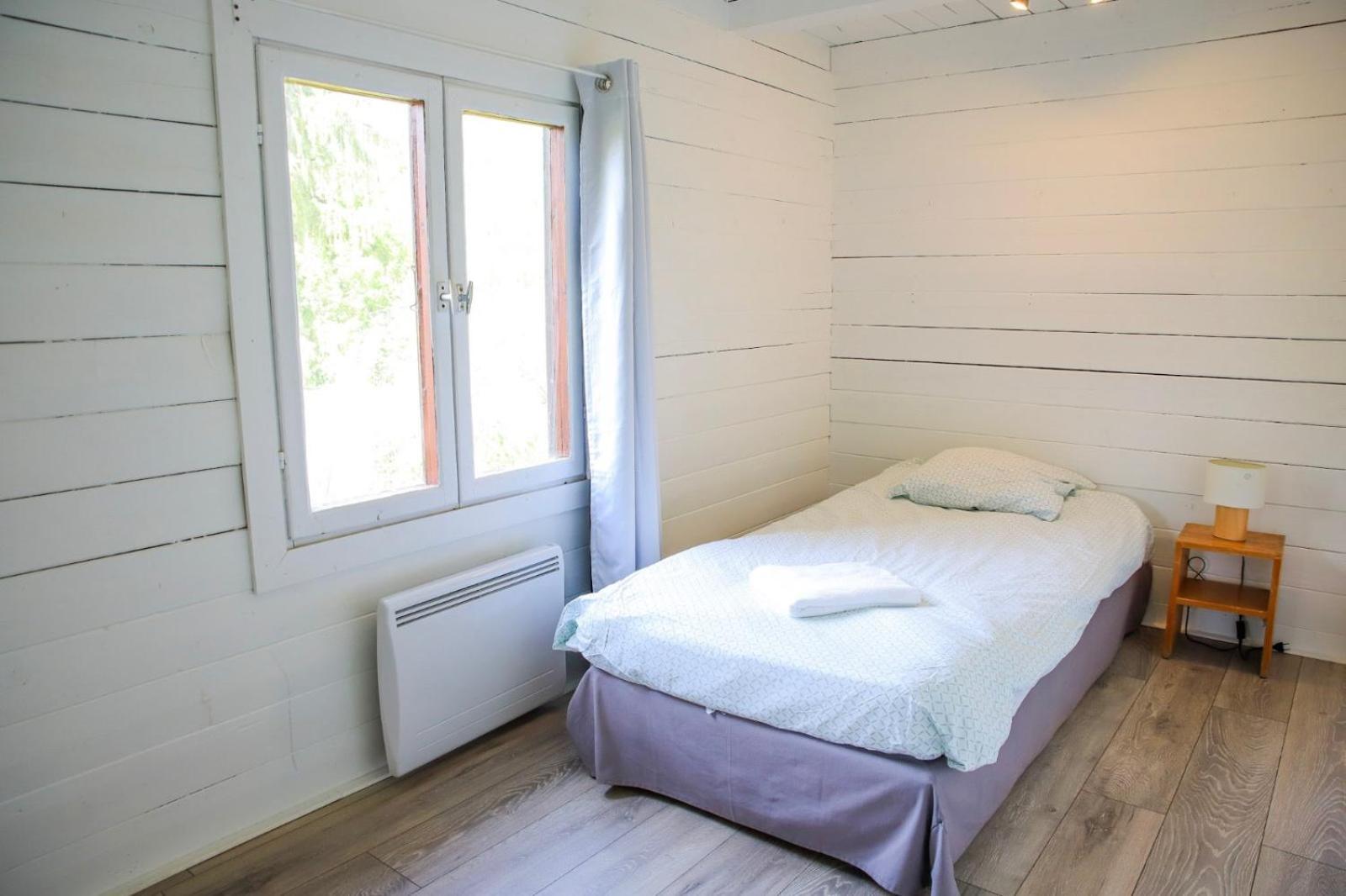 Les Cabanes Parisiennes - Chalets 1H30 From Paris - 62P Sainte-Genevieve-des-Bois Ngoại thất bức ảnh