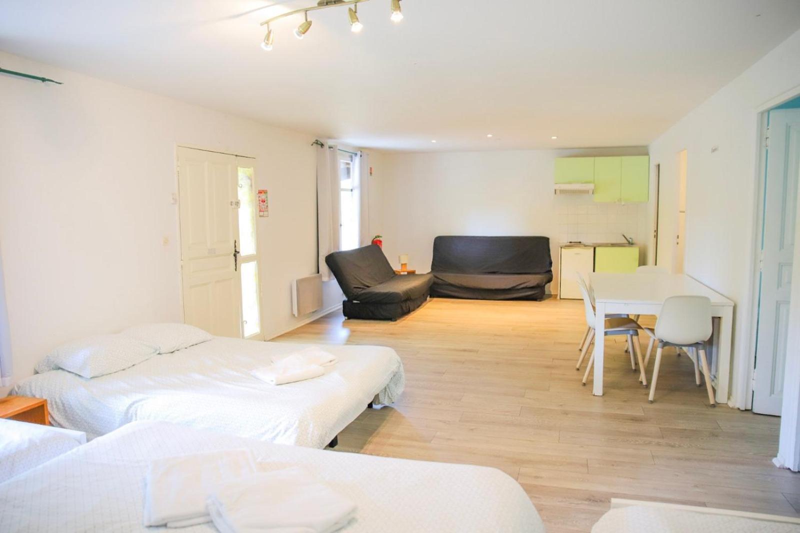 Les Cabanes Parisiennes - Chalets 1H30 From Paris - 62P Sainte-Genevieve-des-Bois Ngoại thất bức ảnh