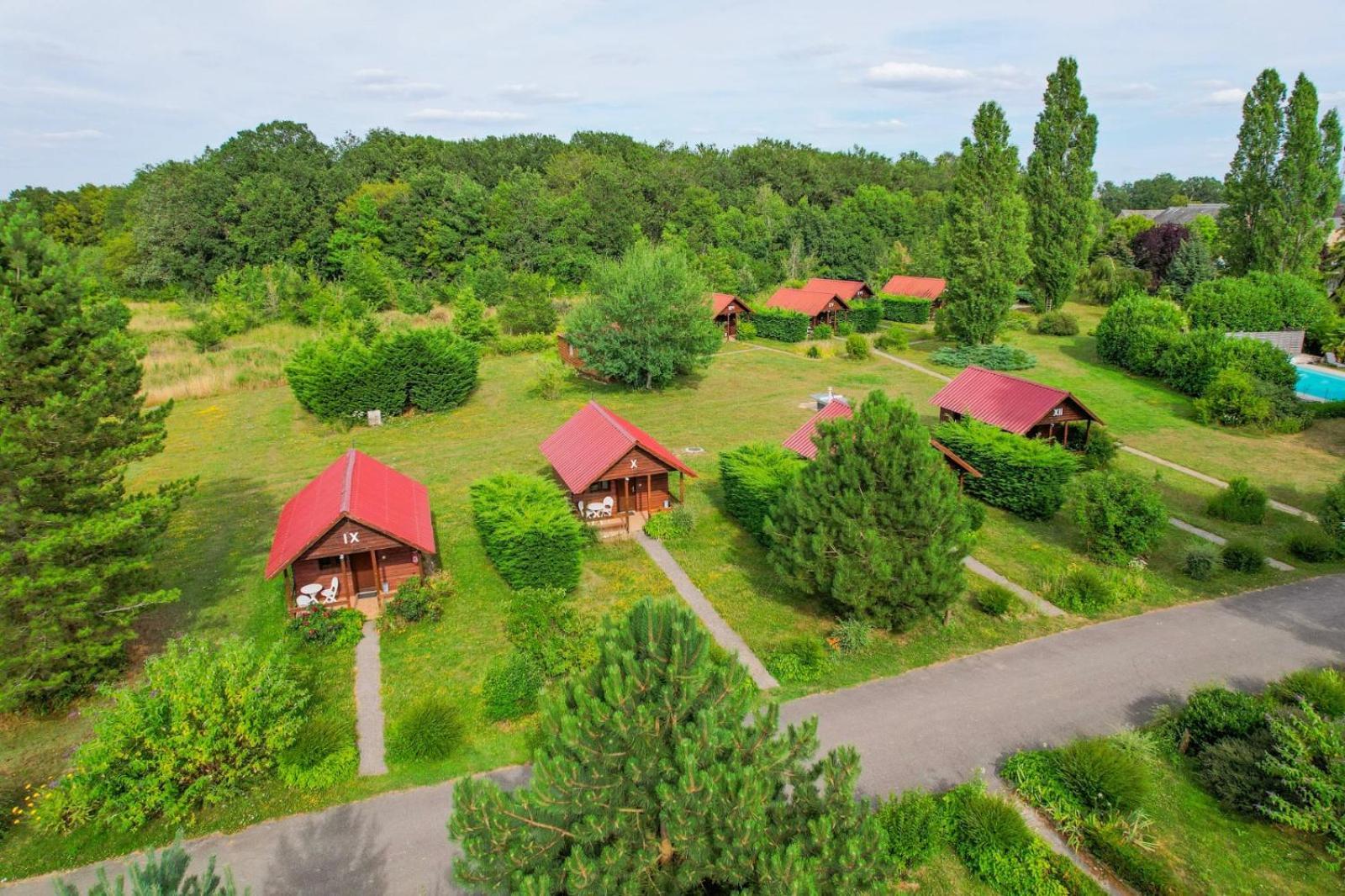 Les Cabanes Parisiennes - Chalets 1H30 From Paris - 62P Sainte-Genevieve-des-Bois Ngoại thất bức ảnh